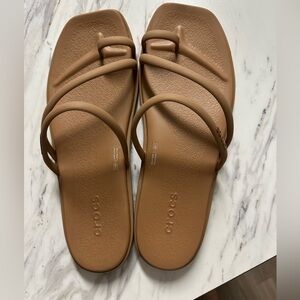 CROCS Tan Sandals Minimalist Slide Design